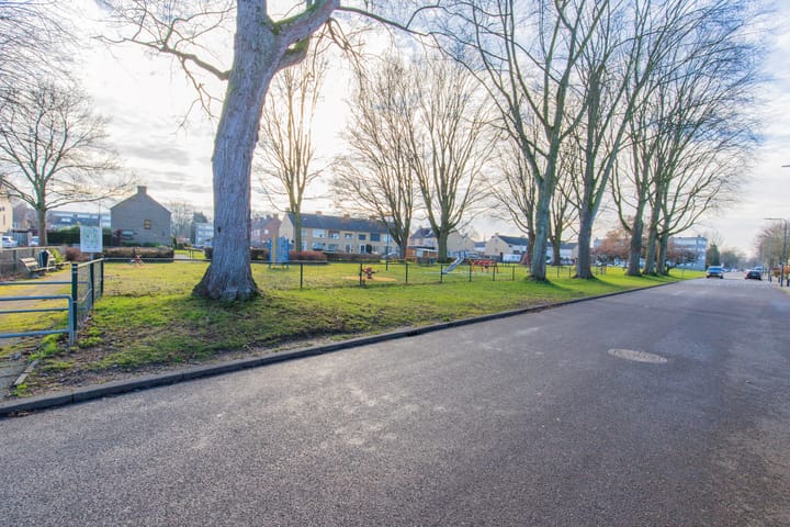 Photo 3 of Burg. Arnoldtsstraat 48