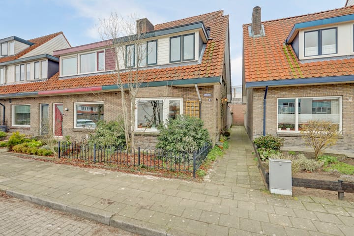 Photo 5 of Waalstraat 12