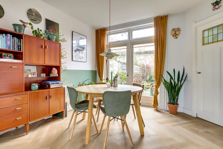 Photo 16 of Waalstraat 12