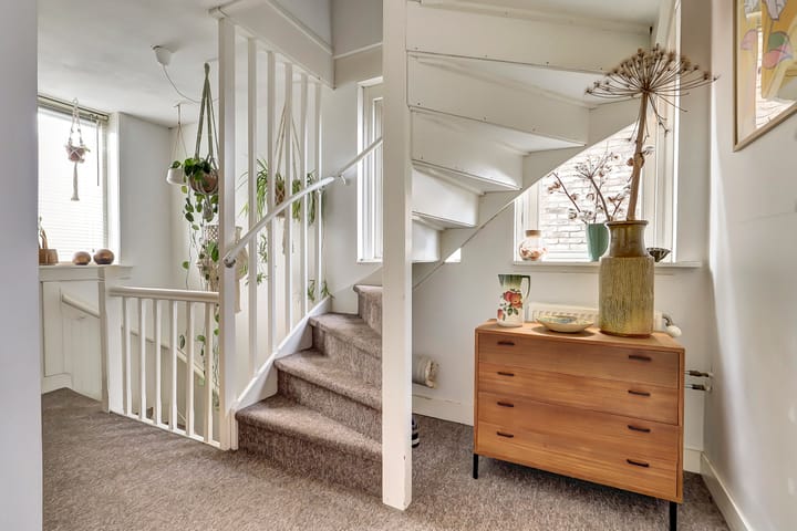 Photo 30 of Waalstraat 12