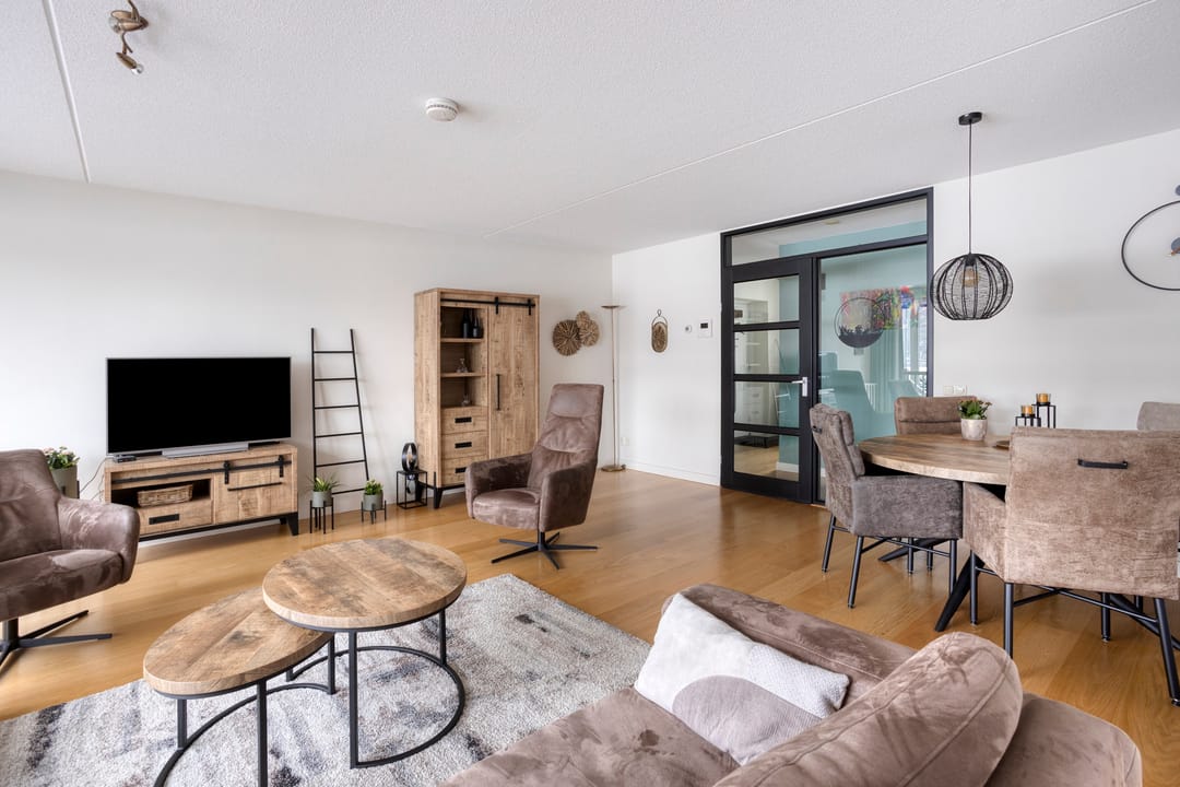 Photo 2 of Burgemeester Jhr. Quarles van Uffordlaan 171