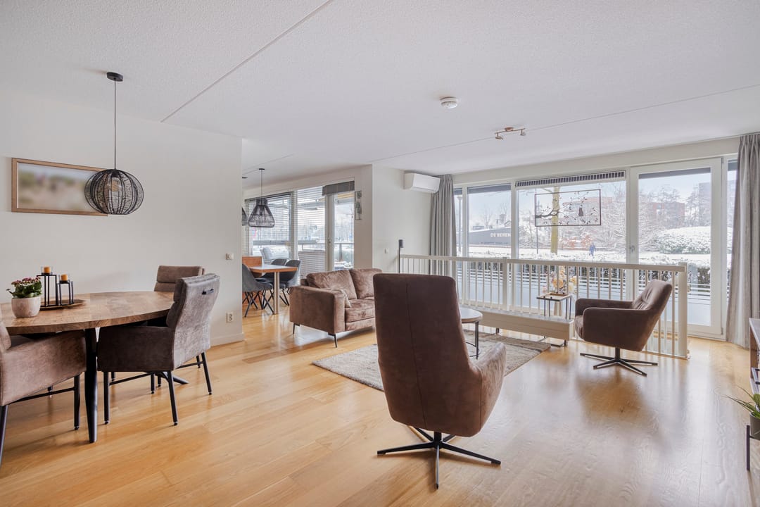 Photo 8 of Burgemeester Jhr. Quarles van Uffordlaan 171