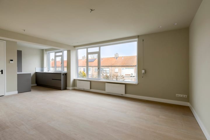 Foto 2 van Vivaldistraat 8-A