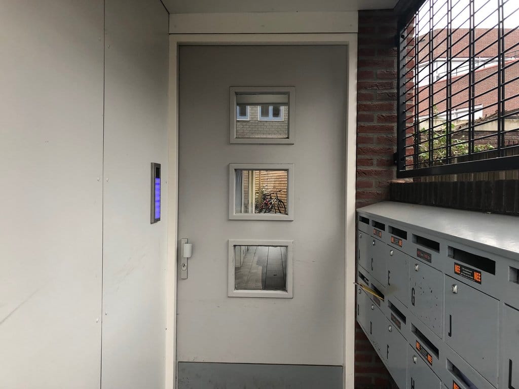 Photo 2 of Lange Beekstraat 10-D