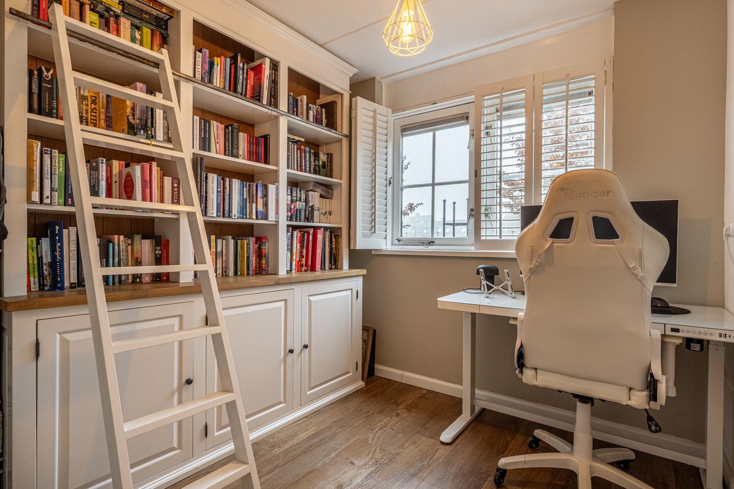 Foto 10 van Stadhoudersweg 21