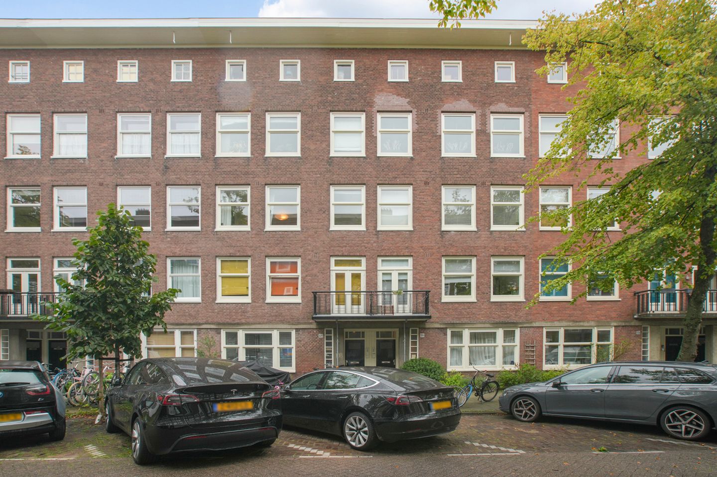 Photo 14 of Orteliusstraat 108-2