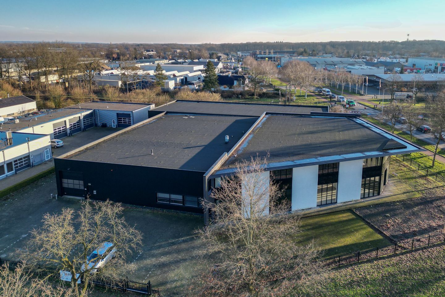 View photo 1 of Edisonstraat 4