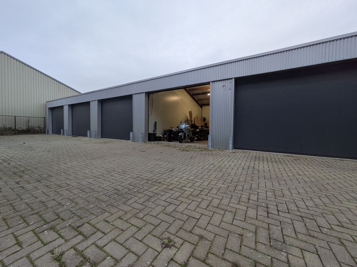 View photo 3 of Mercuriusweg 21-7