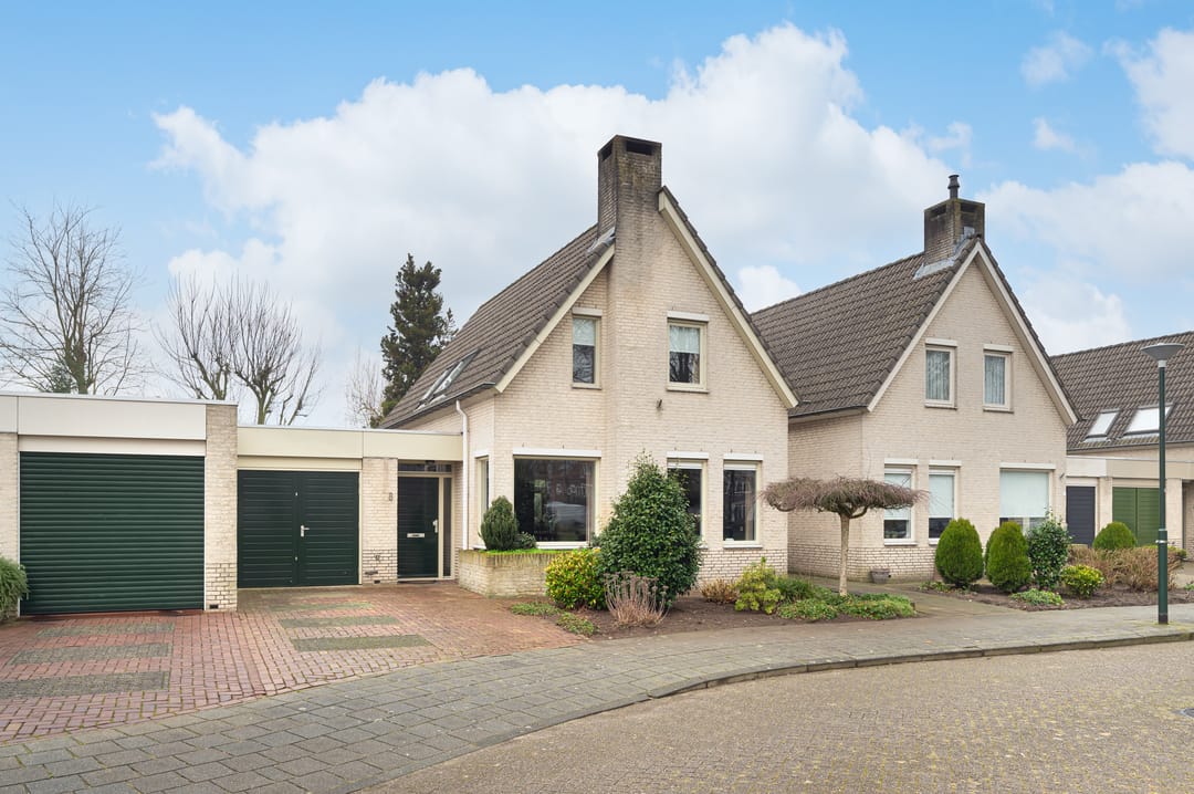 Photo 1 of Schubertstraat 8