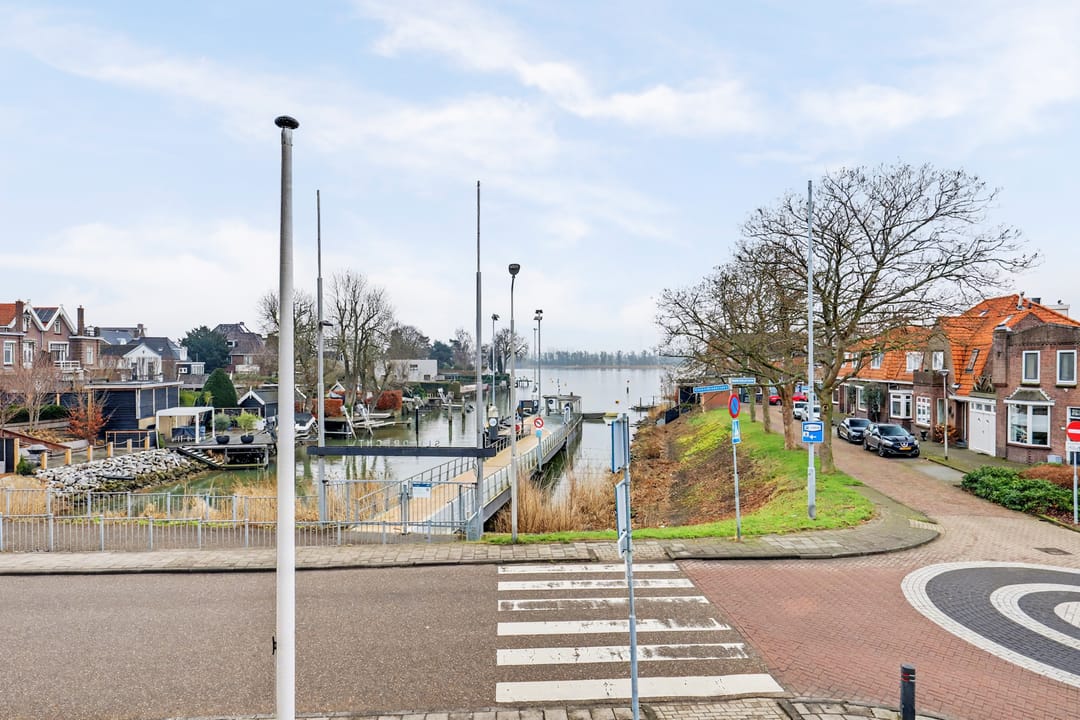 Foto 1 van Oosterbrugstraat 15