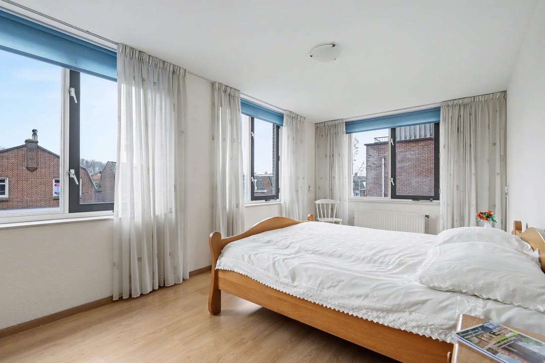 Foto 16 van Oosterbrugstraat 15