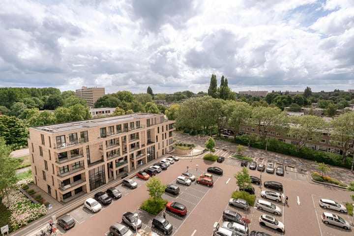 Foto 4 van Kostverlorenhof 142