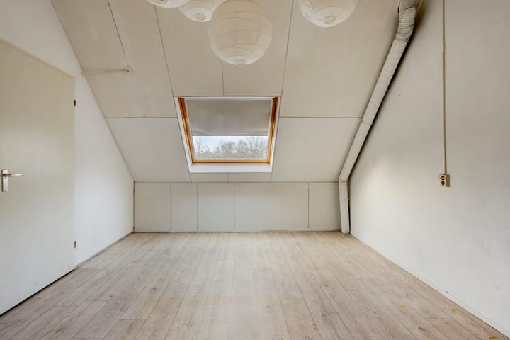 Foto 3 van Gewandeweg 4