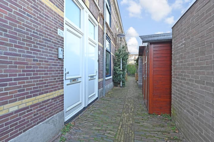 Photo 3 of Anna Beijerstraat 21-C
