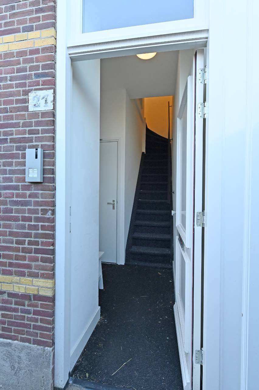 Photo 4 of Anna Beijerstraat 21-C