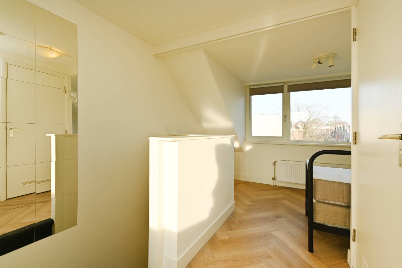 Photo 6 of Anna Beijerstraat 21-C