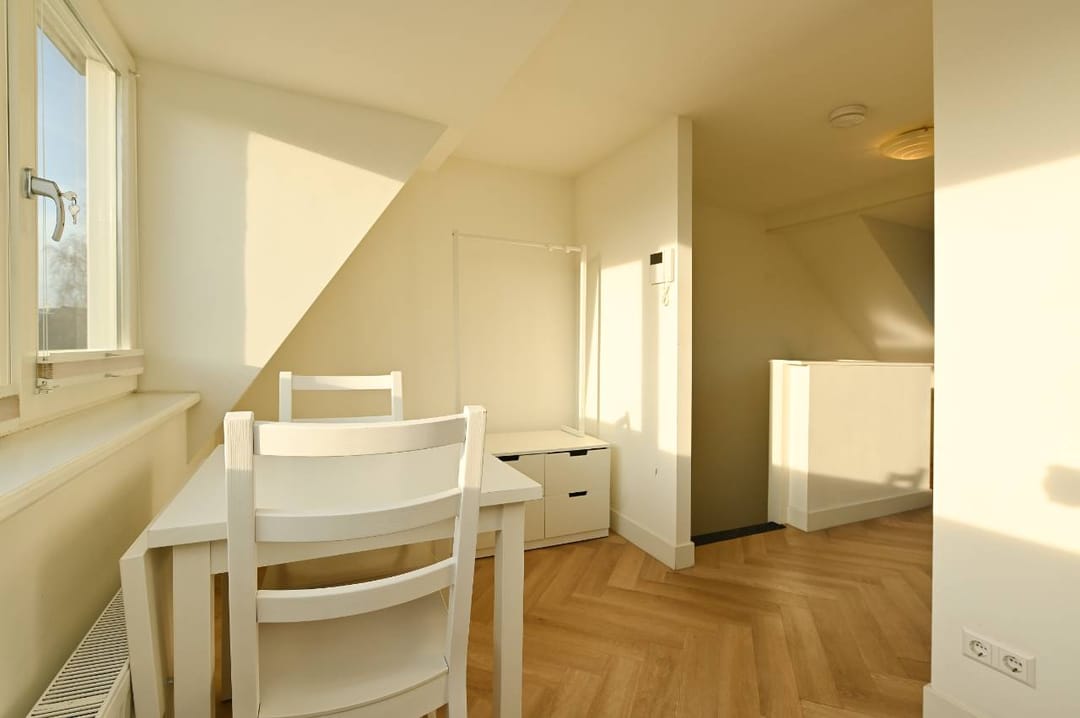 Photo 8 of Anna Beijerstraat 21-C