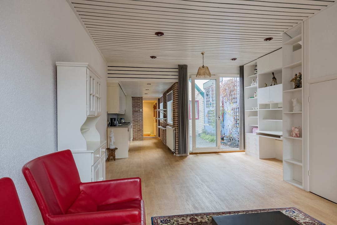 Photo 7 of Velserduinweg 252