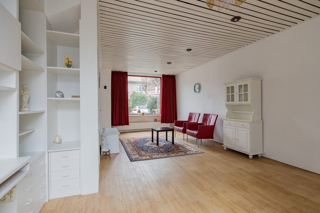 Photo 11 of Velserduinweg 252