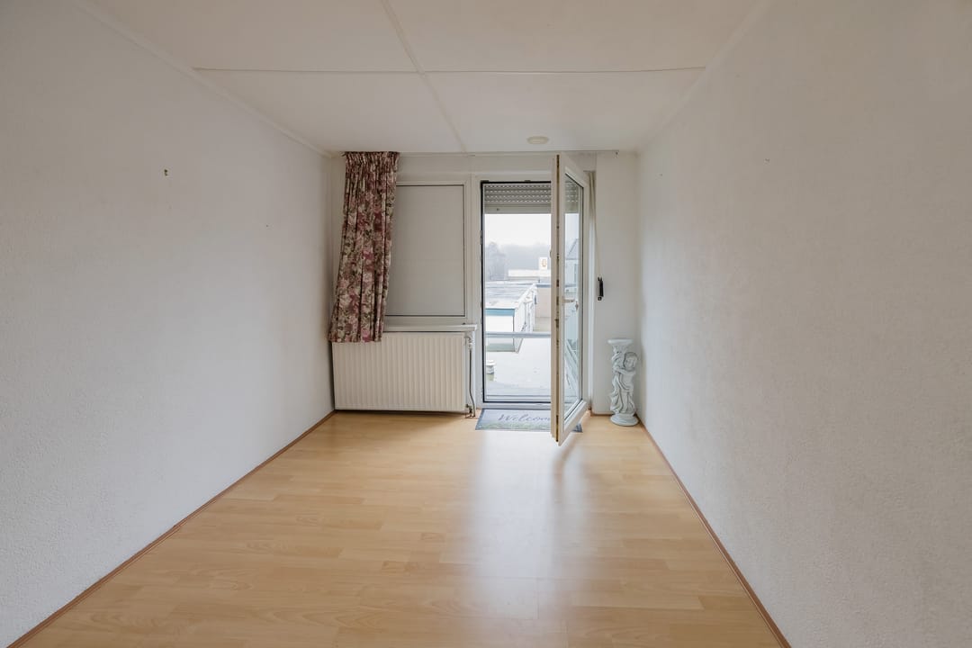 Photo 16 of Velserduinweg 252