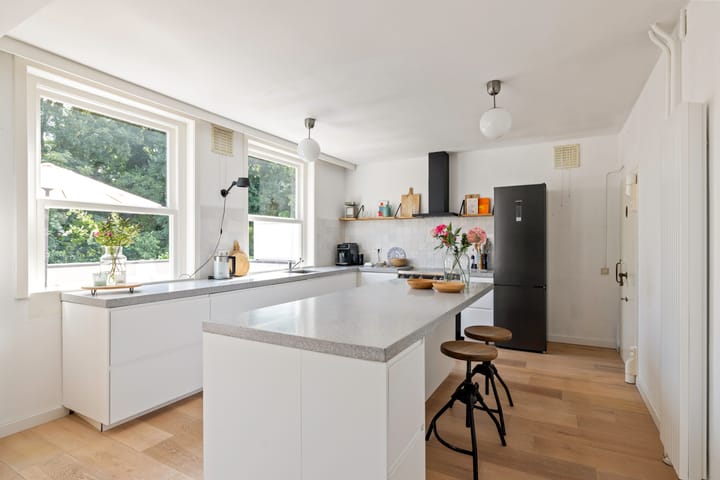 Photo 2 of Nieuwendammerdijk 457