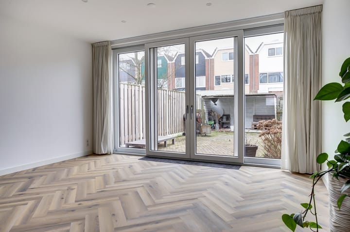 Photo 10 of Doorzwin 2254