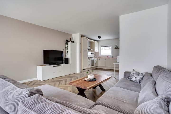 Photo 11 of Doorzwin 2254