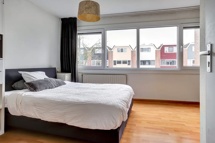 Photo 15 of Doorzwin 2254