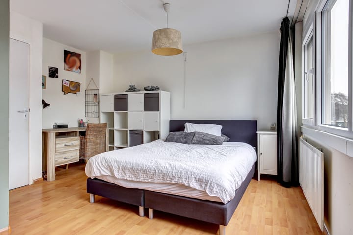 Photo 16 of Doorzwin 2254