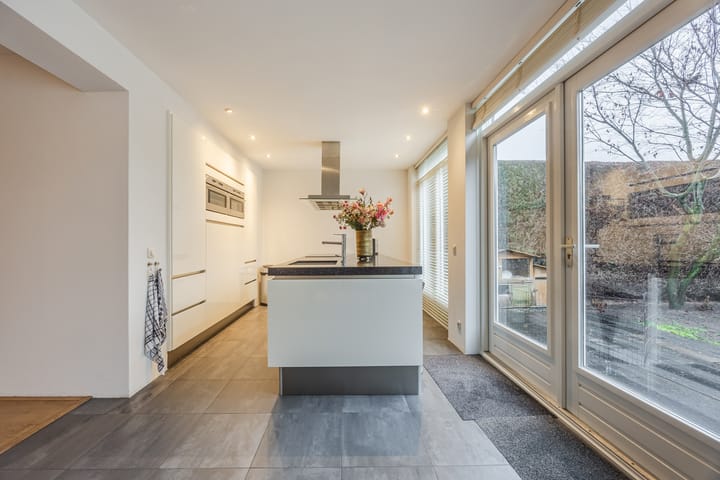 Photo 18 of Mosterdveld 7