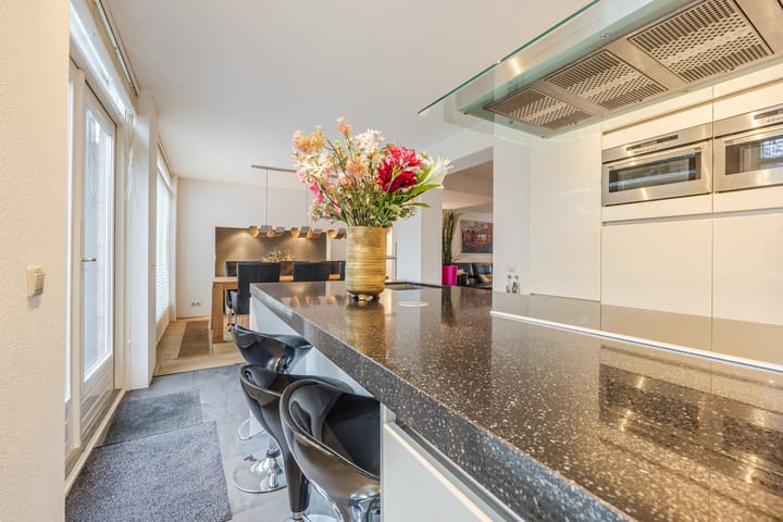 Photo 21 of Mosterdveld 7