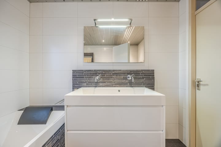 Photo 33 of Mosterdveld 7