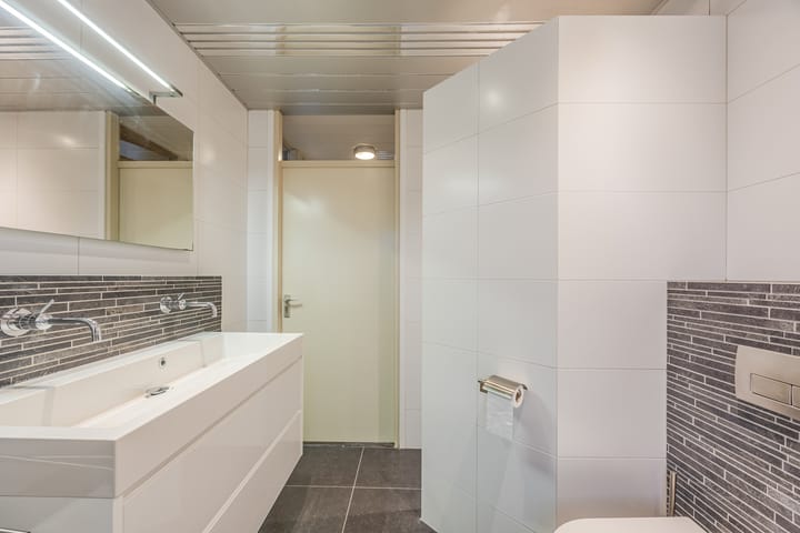 Photo 34 of Mosterdveld 7