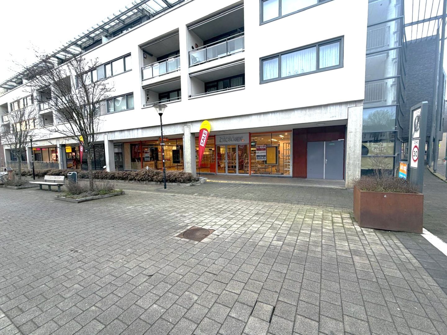 View photo 2 of Wannerstraat 16