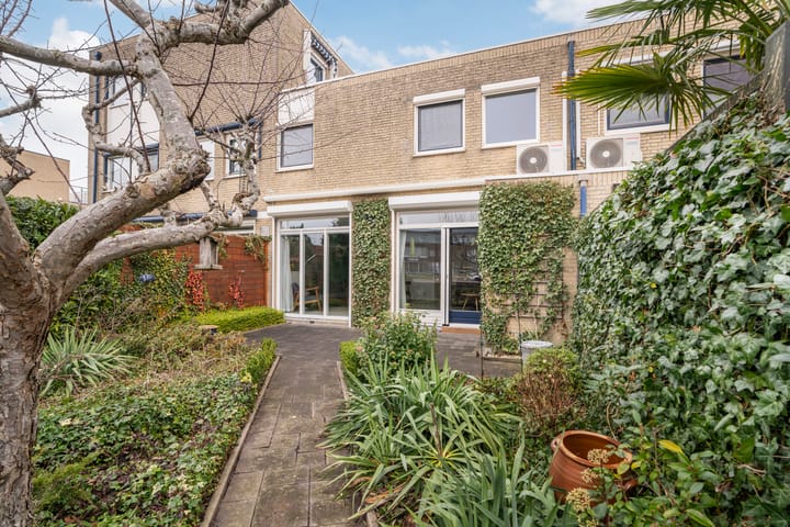 Foto 5 van Van Barenstraat 36