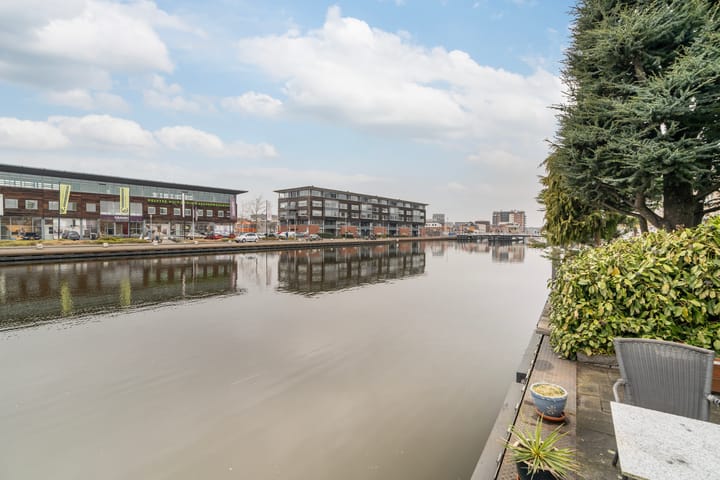 Foto 20 van Van Barenstraat 36