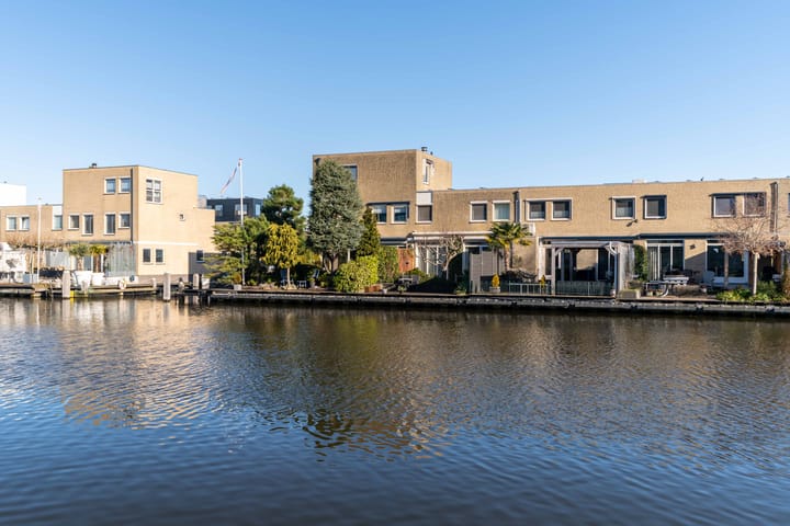 Foto 48 van Van Barenstraat 36