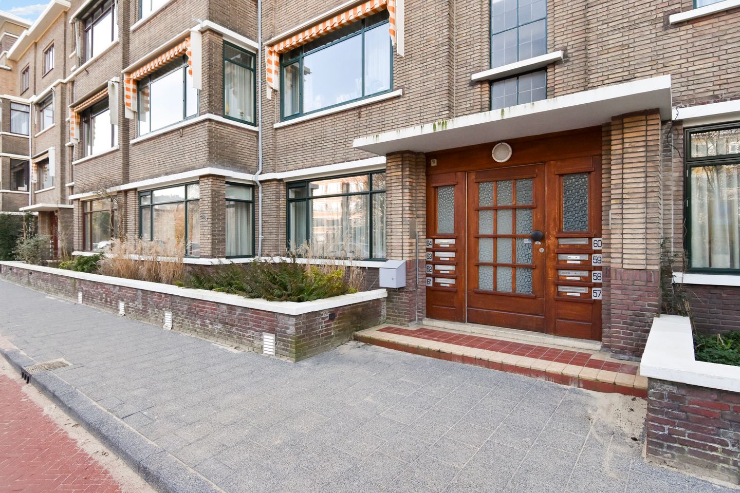 Foto 5 van Pinksterbloemplein 63