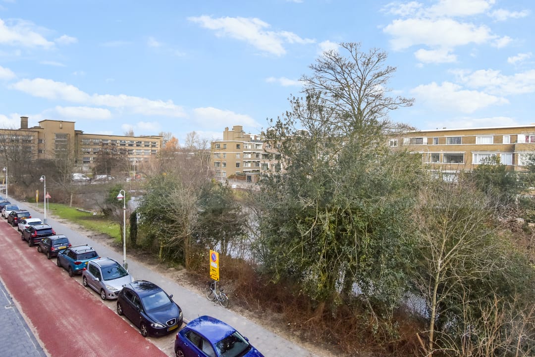 Foto 11 van Pinksterbloemplein 63