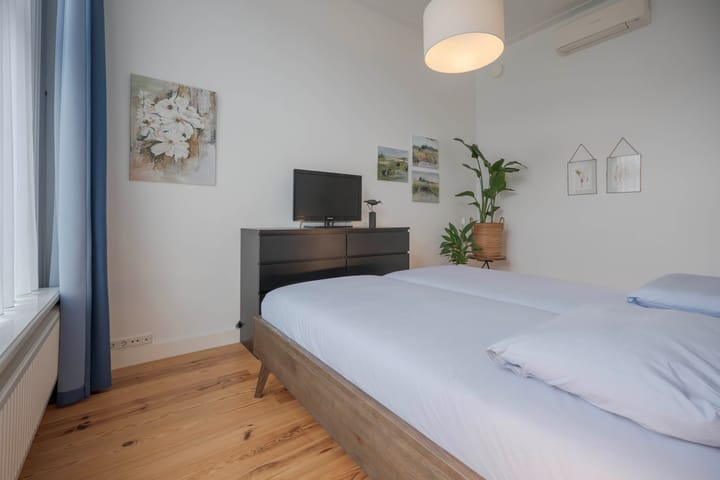 Foto 40 van Rosendaalsestraat 373