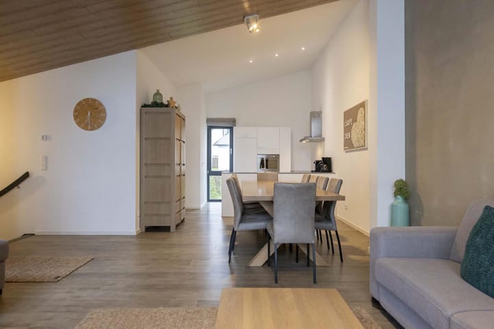 Photo 5 of Neuastenberger Straße 2114