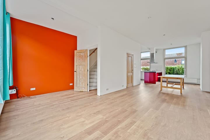 Foto 2 van Van Limburg Stirumstraat 149