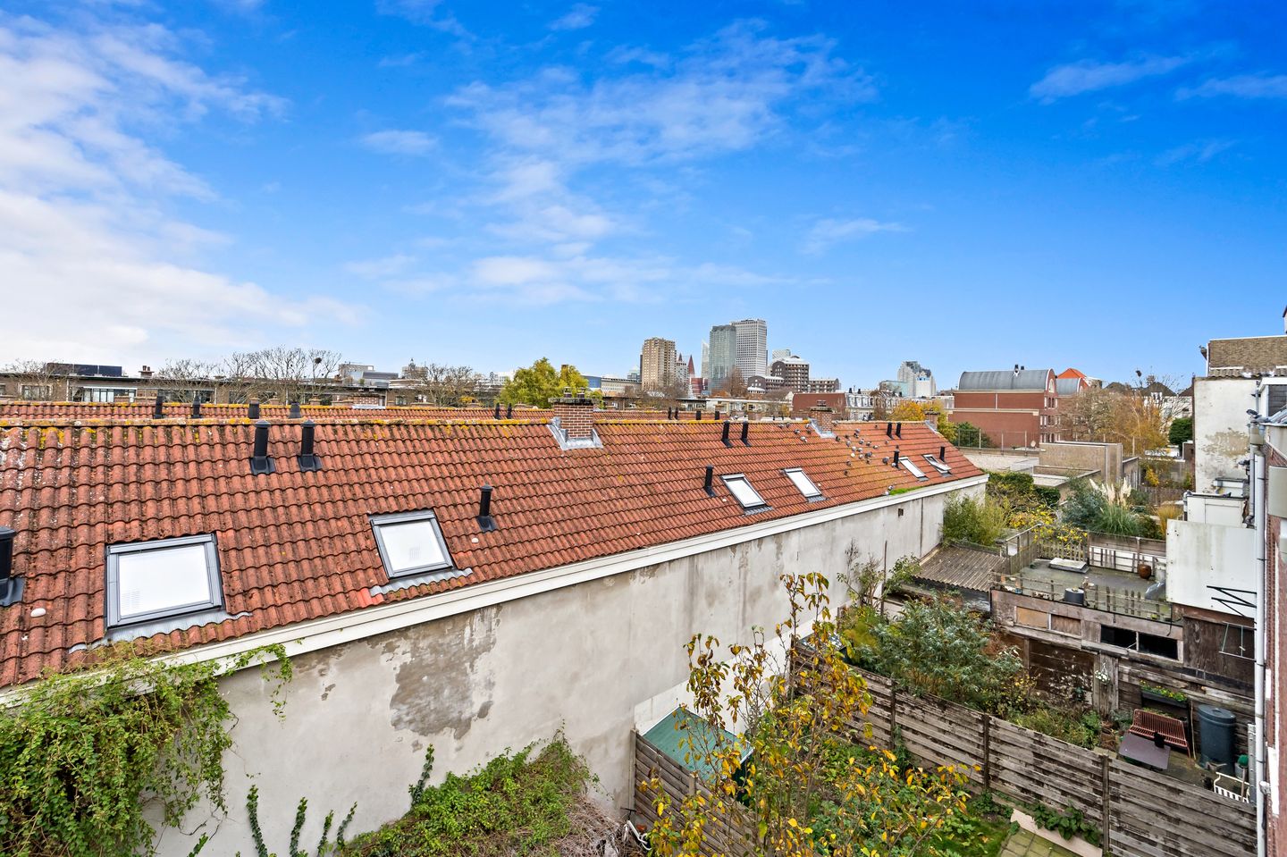 Foto 25 van Van Limburg Stirumstraat 149