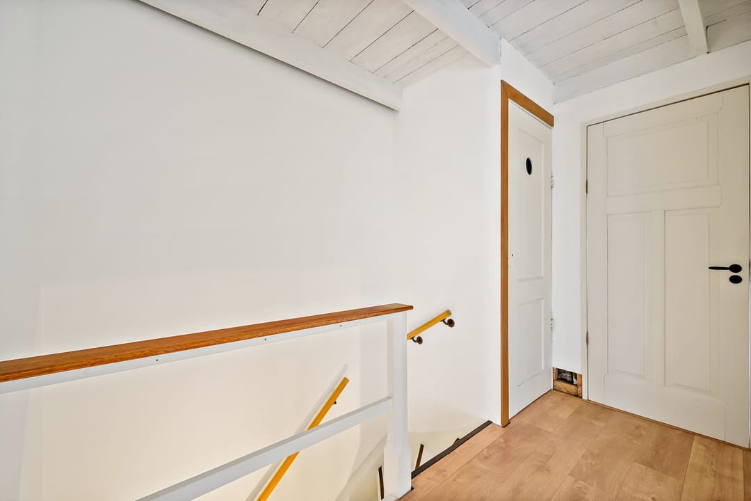 Foto 26 van Van Limburg Stirumstraat 149