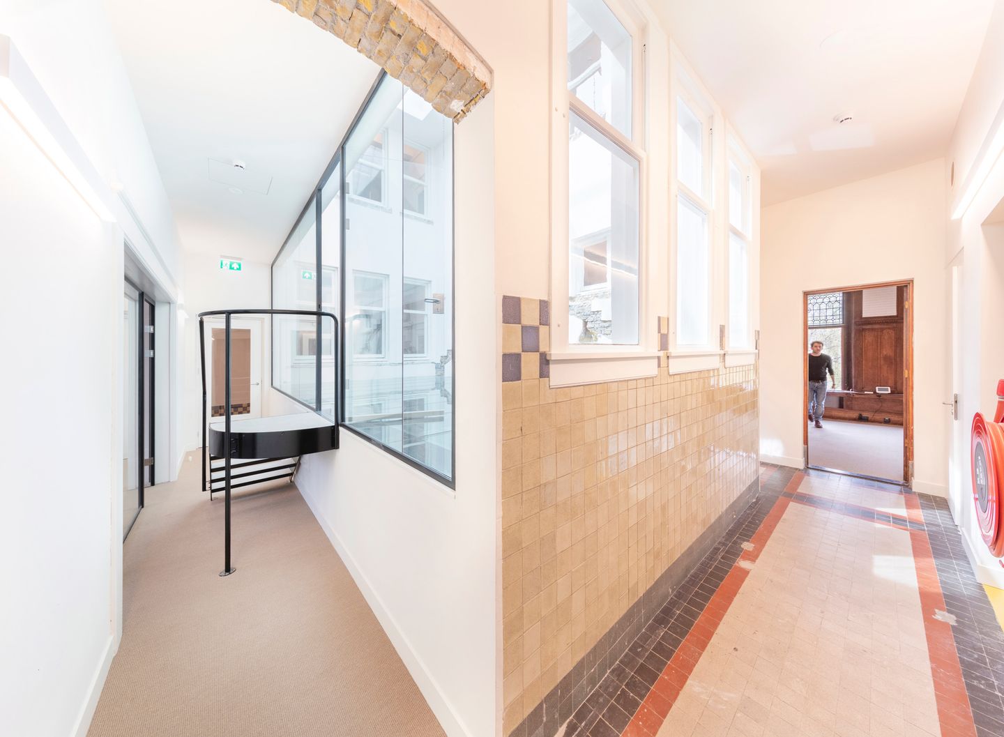 View photo 5 of Parklaan 8