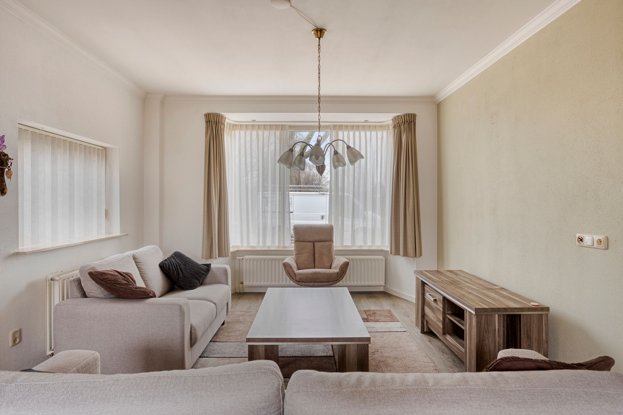 Photo 9 of Prins Bernhardstraat 10