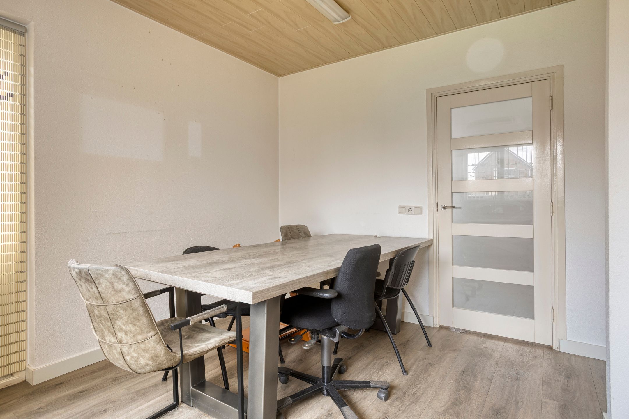 Photo 15 of Prins Bernhardstraat 10