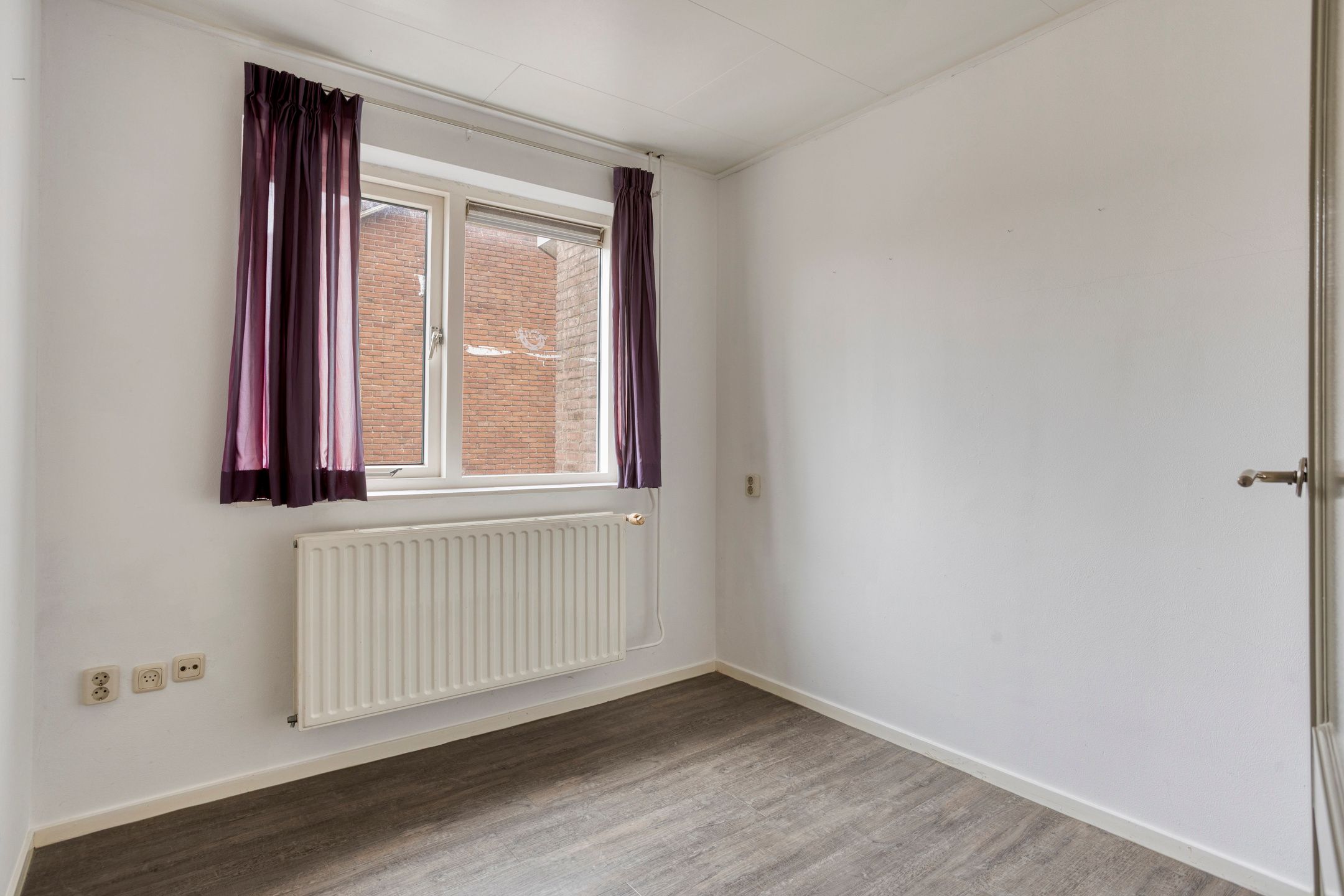 Photo 27 of Prins Bernhardstraat 10