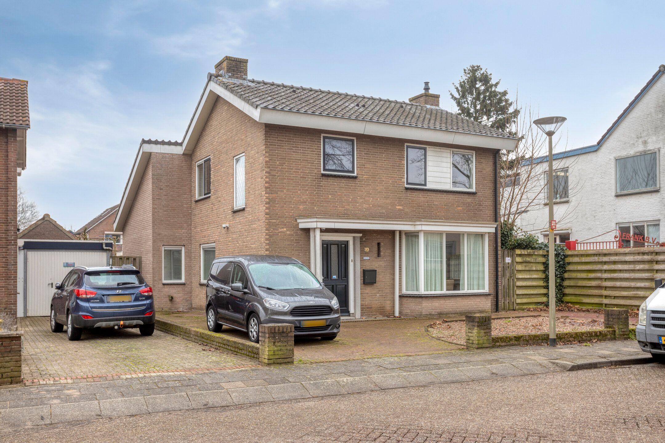 Photo 39 of Prins Bernhardstraat 10