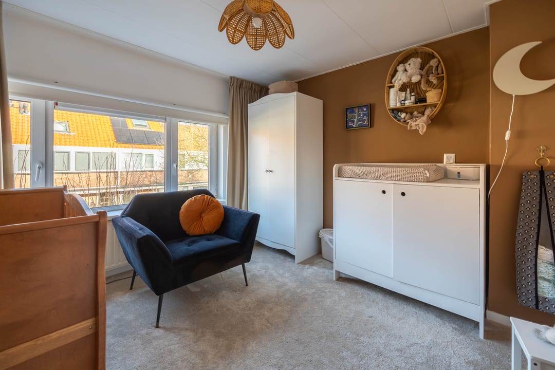 Photo 13 of Brederodestraat 8